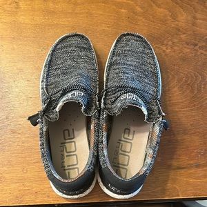 Men’s hey dude